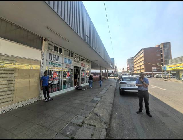 1,564M² BUILDING FOR SALE IN PRETORIA CENTRAL